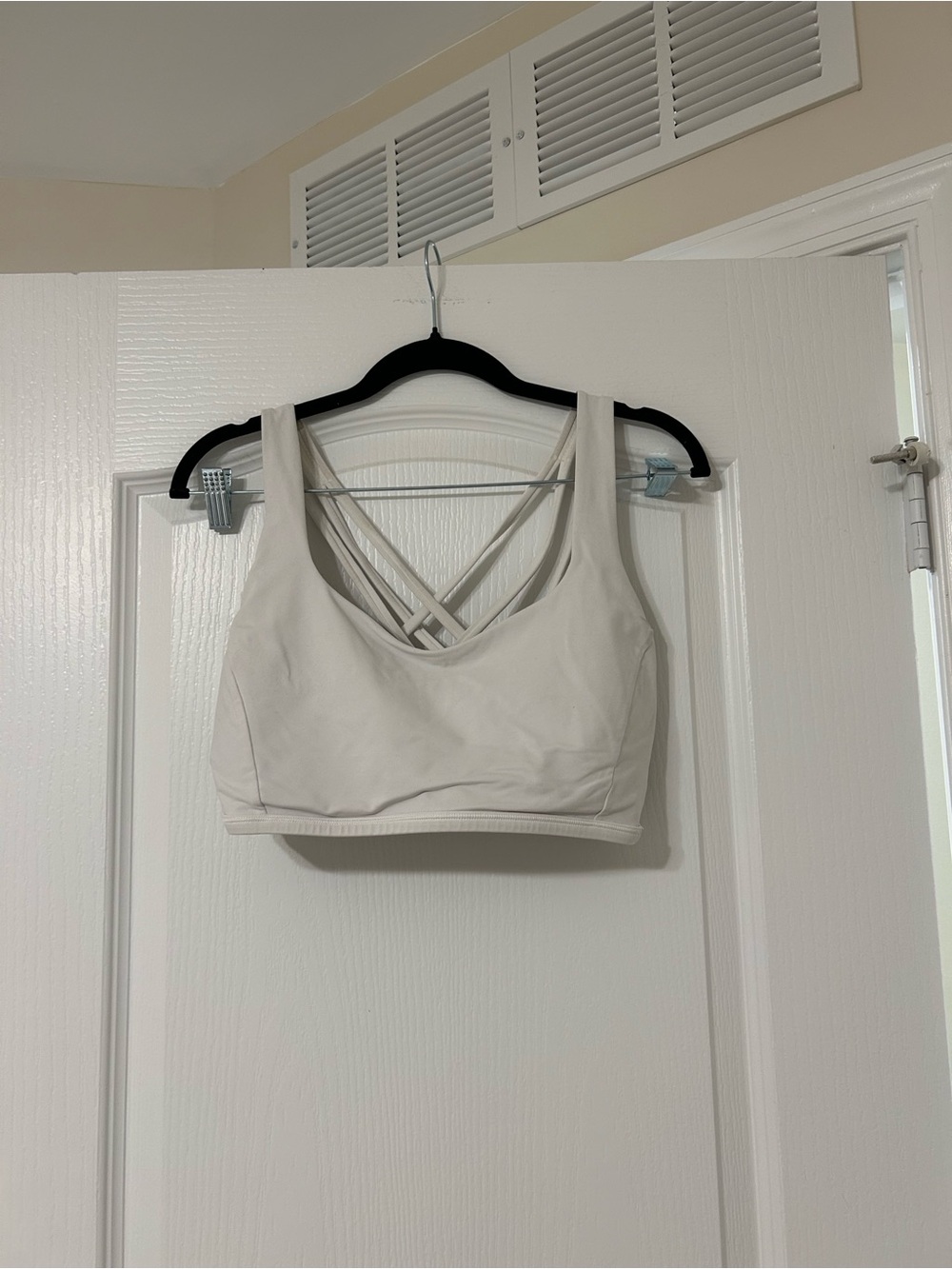 Lululemon Free to be Wild bra white